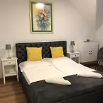 Bed & Breakfast Toranezo Haz 3*