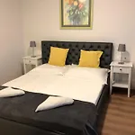Bed & Breakfast Toranezo Haz 3*