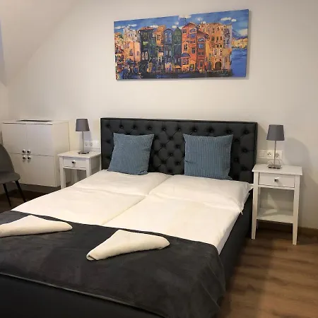 Bed & Breakfast Toranezo Haz 3*