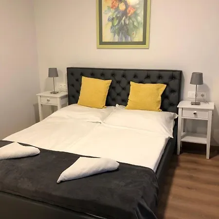 Bed & Breakfast Toranezo Haz 3*