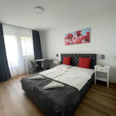 Bed & Breakfast Tóranéző Ház 3*
