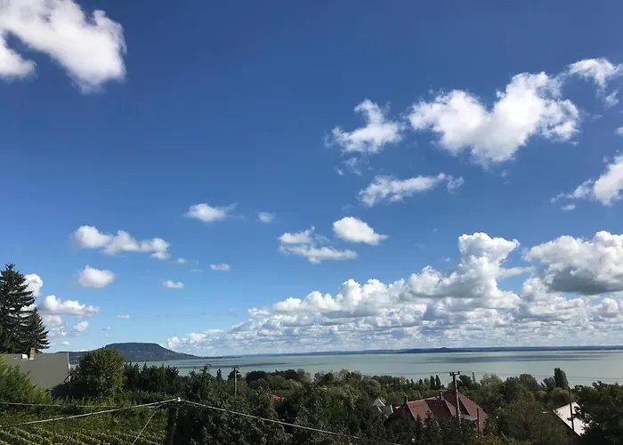 Toranezo Haz ベッド・アンド・ブレックファスト Balatongyörök
