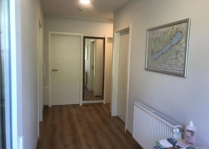 לינה וארוחת בוקר Toranezo Haz