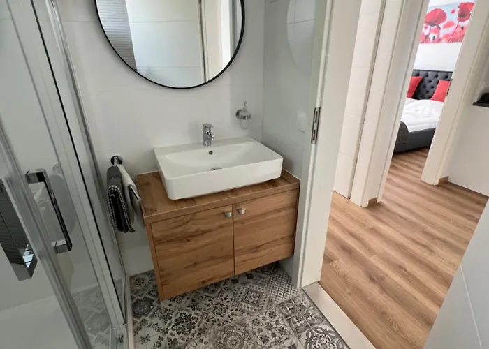 Toranezo Haz לינה וארוחת בוקר 3*